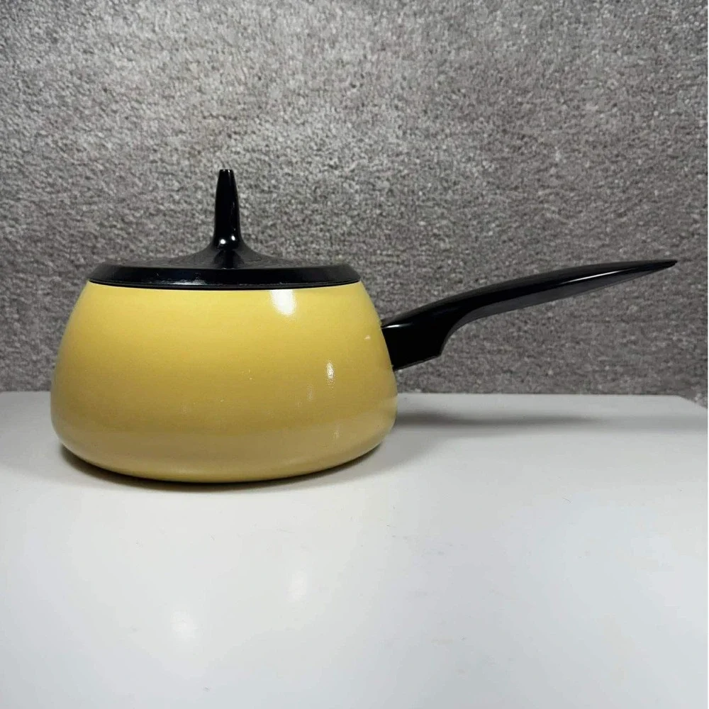 Sauce Pan Pot Yellow‎ Enamel with Black Lid MCM Vintage